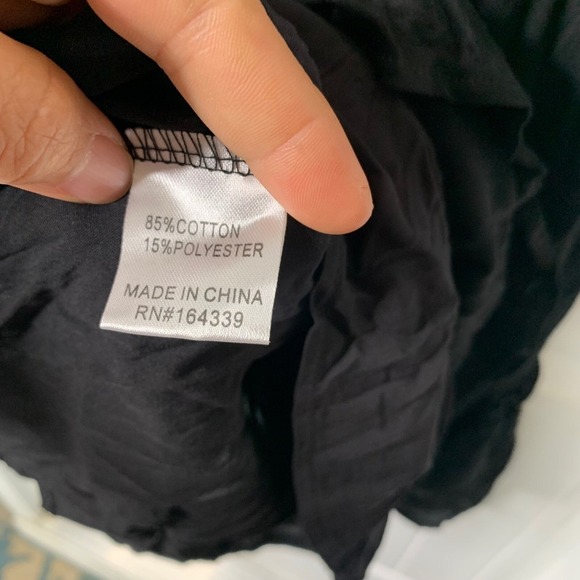 Petal + Pup‎ Lace puff sleeves Deep V-Neck Party Cocktail mini Dress Black US 4 - Picture 6 of 7